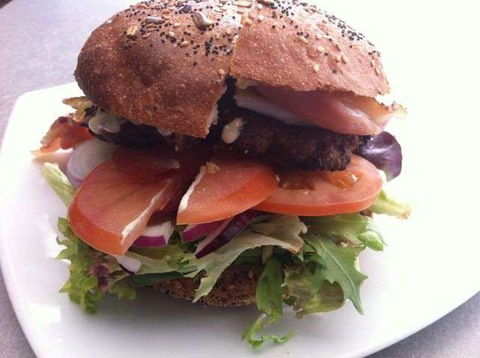 M&M Burger Bar And Take Away - Melbourne Tourism 0