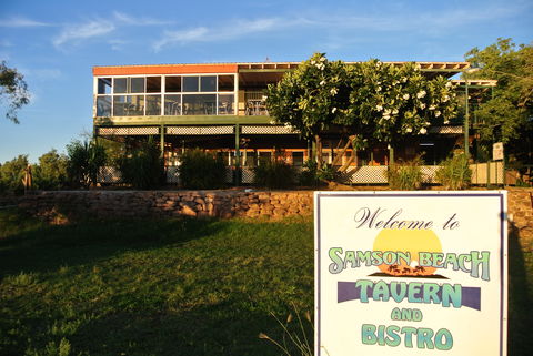 Samson Beach Tavern - Melbourne Tourism 0