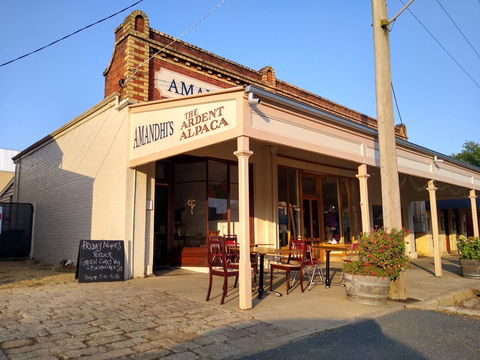 Amandhi's - Melbourne Tourism 0