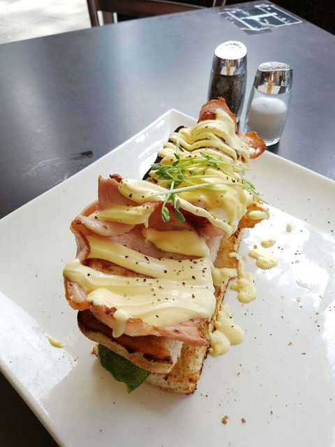 Belly Busters - Melbourne Tourism 0