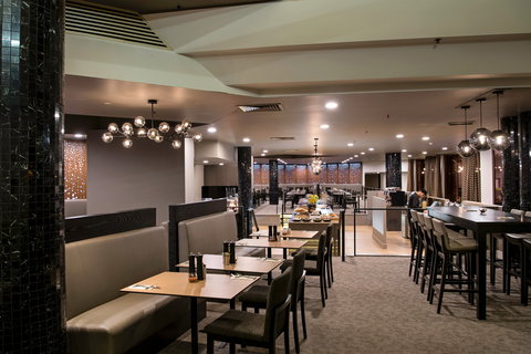 Saltbush Restaurant At DoubleTree By Hilton Alice Springs - Melbourne Tourism 0
