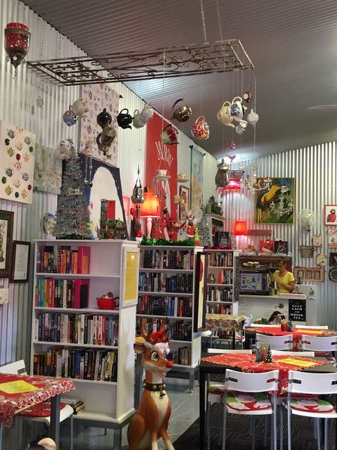 Noelene's Book Cafe - Melbourne Tourism 2