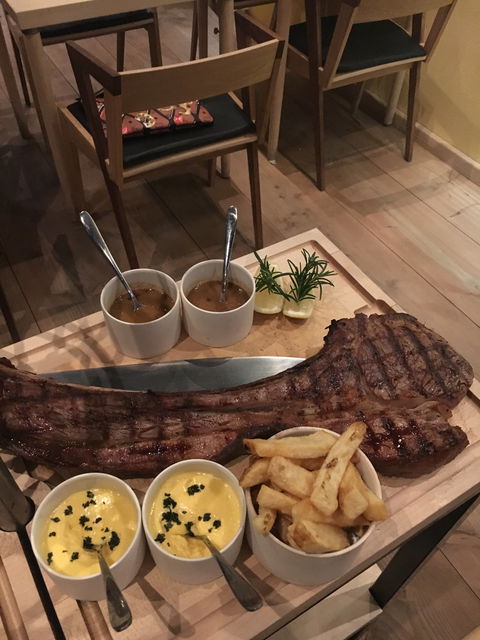 A Hereford Beefstouw - Melbourne Tourism 2