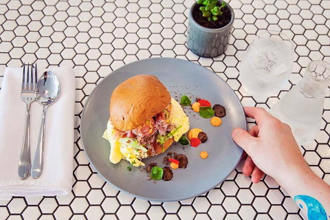 Wolfe & Co. - Melbourne Tourism 0