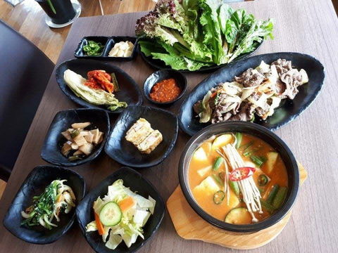 Chef's BBQ - Melbourne Tourism 0