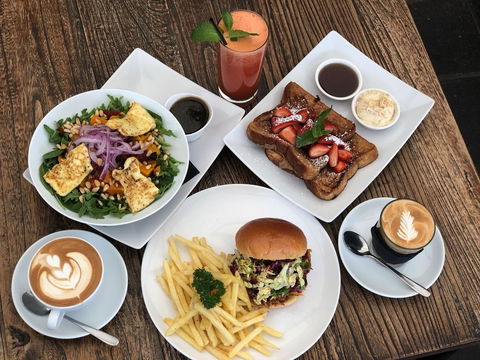 Black Bird Coffee House - Melbourne Tourism 0