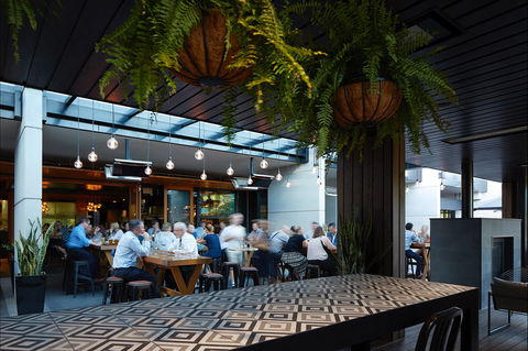 Ostani Lounge, Bar & Restaurant - Melbourne Tourism 1