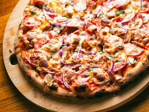 Earth Oven Wood Fired Pizza - Melbourne Tourism 1