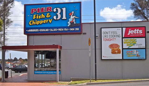 Pier 31 Fish 'n' Chippery - Melbourne Tourism 0