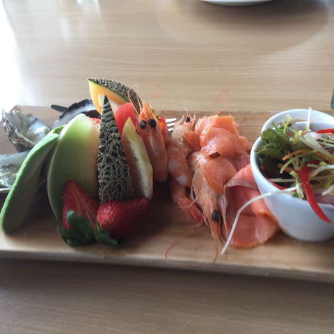 Warf Restaurant - Melbourne Tourism 0