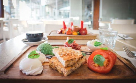 Boardwalk Bistro On Hastings - Melbourne Tourism 11