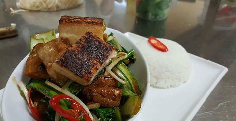 Ramon's At Willow Pond - Melbourne Tourism 2