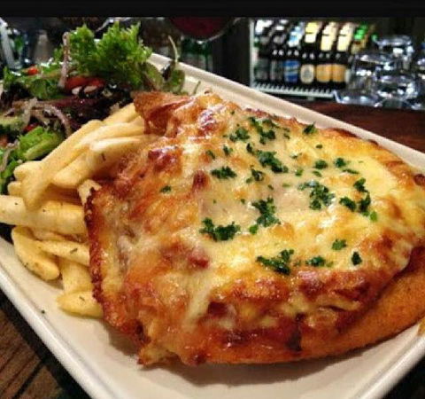 Network Public Bar & Pizzeria - Melbourne Tourism 5