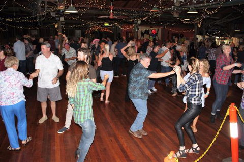Buttai Barn - Melbourne Tourism 0
