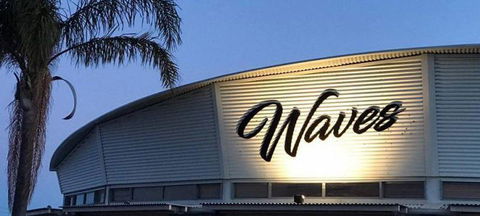 Waves - Melbourne Tourism 2