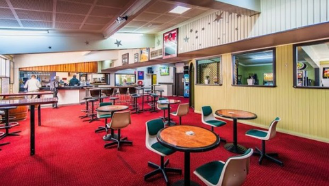Diggers Tavern & Motel - Melbourne Tourism 0