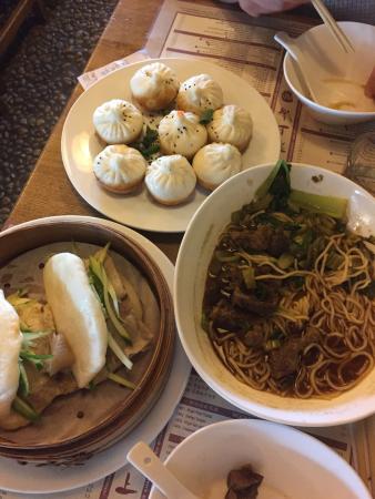New Shanghai Chinese Restaurant - Melbourne Tourism 7