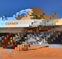 Corner Coffee Window - Melbourne Tourism