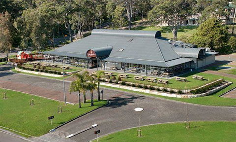 Empire Bay Tavern - Melbourne Tourism 5