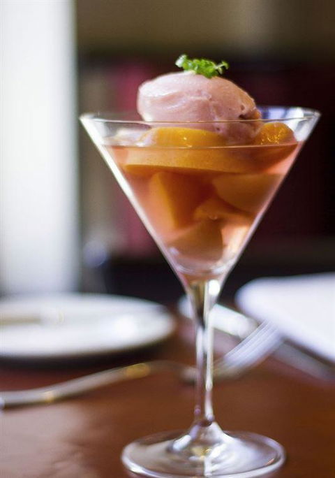 A La Bouffe Bar & Bistro - Melbourne Tourism 21
