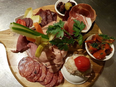 Arc Of Iris - Melbourne Tourism 0