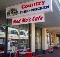 Mad Mo's