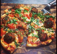 Amigo's Pizzeria - Melbourne Tourism