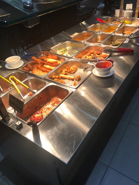 Queen Bee Indonesian And Chinese Restaurant - Melbourne Tourism 4