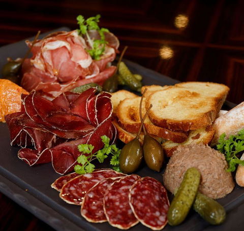 Bacchus - Melbourne Tourism 5
