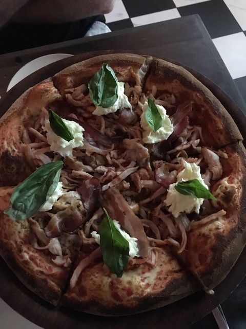 Alfredo's Pizzeria - Melbourne Tourism 3