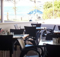 Cafe By The Beach - Melbourne Tourism