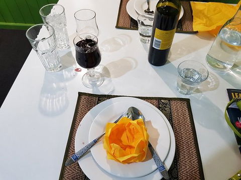 Dee's Vintage Thai Restaurant - Melbourne Tourism 0