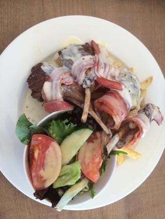 Overlander Hotel - Melbourne Tourism 0