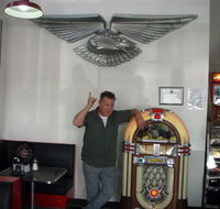 Retro Style Dinning - Melbourne Tourism