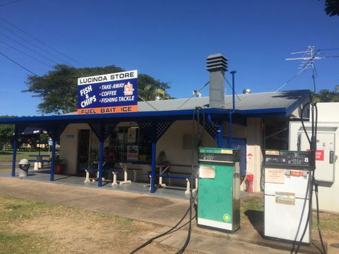 Lucinda Jetty Store & Take-Away - Melbourne Tourism 0