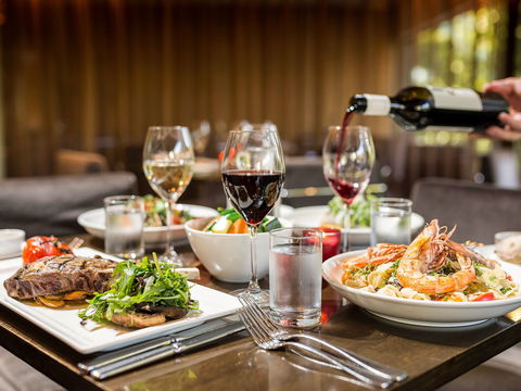 Novotel Canberra - Melbourne Tourism 9