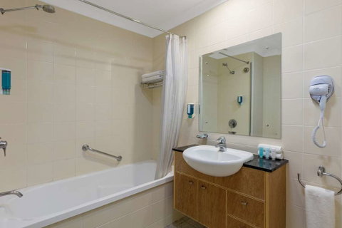 Nesuto Canberra Apartment Hotel - Melbourne Tourism 3