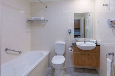 Nesuto Canberra Apartment Hotel - Melbourne Tourism 4