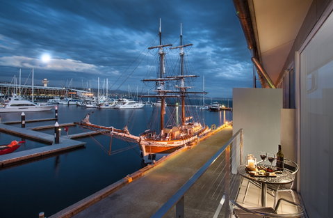 Somerset on the Pier - Melbourne Tourism 12