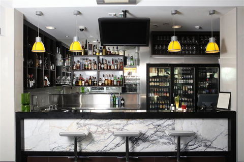 Jephson Hotel - Melbourne Tourism 1