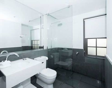 Peppers Gallery Hotel, Canberra - Melbourne Tourism 1
