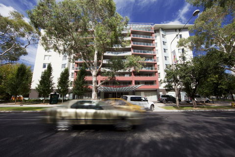 Pacific Suites Canberra - Melbourne Tourism 0