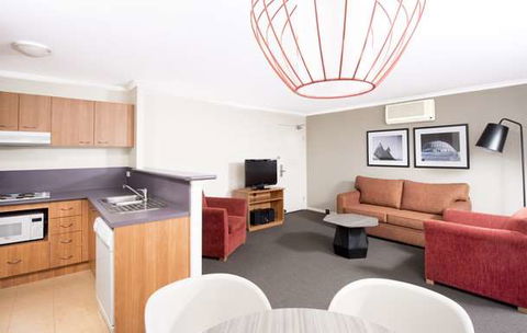Mantra On Northbourne - Melbourne Tourism 6