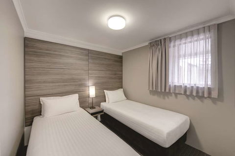 Adina Serviced Apartments James Court - Melbourne Tourism 6