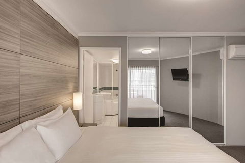 Adina Serviced Apartments James Court - Melbourne Tourism 10