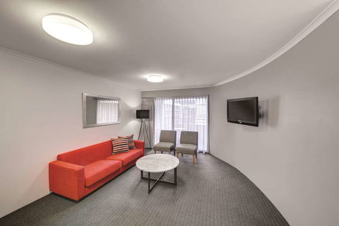 Adina Serviced Apartments James Court - Melbourne Tourism 12