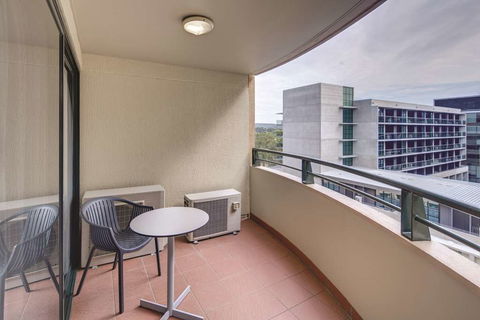 Adina Serviced Apartments James Court - Melbourne Tourism 15
