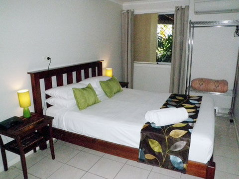 Airlie Apartments - Melbourne Tourism 0