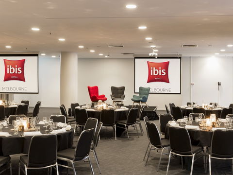 Ibis Hotel - Melbourne Tourism 9