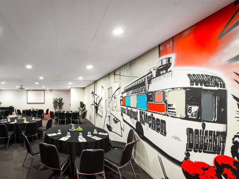 Ibis Hotel - Melbourne Tourism 10